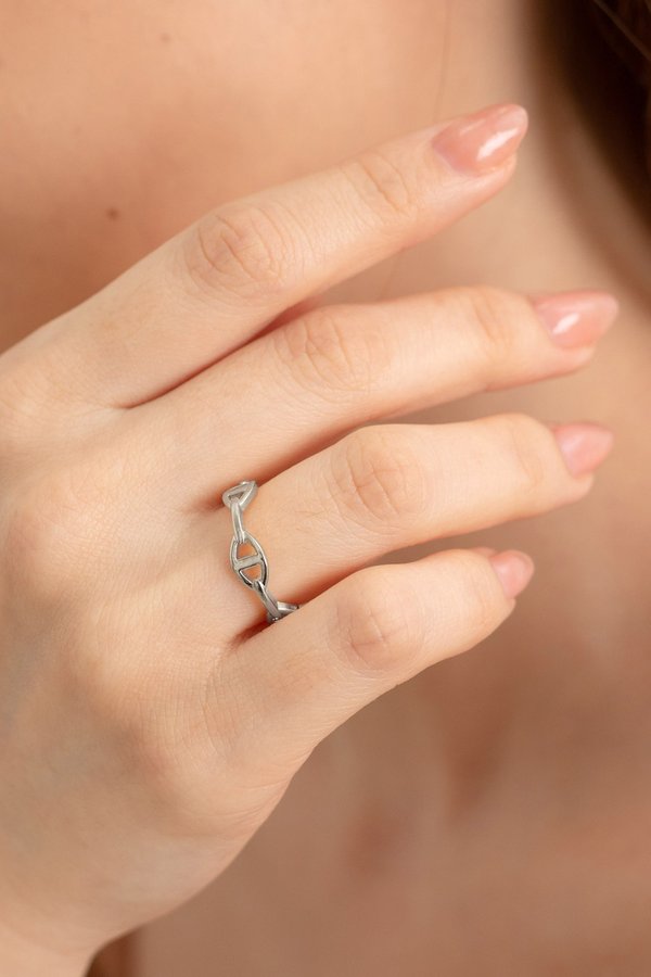Emmalyn Ring in Silver (Free Size)