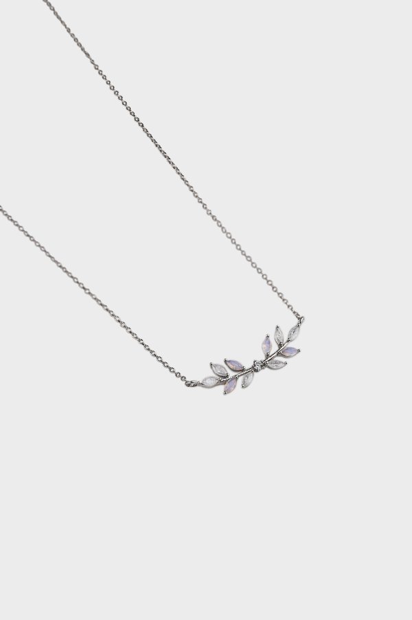 Everleigh Necklace in Silver 