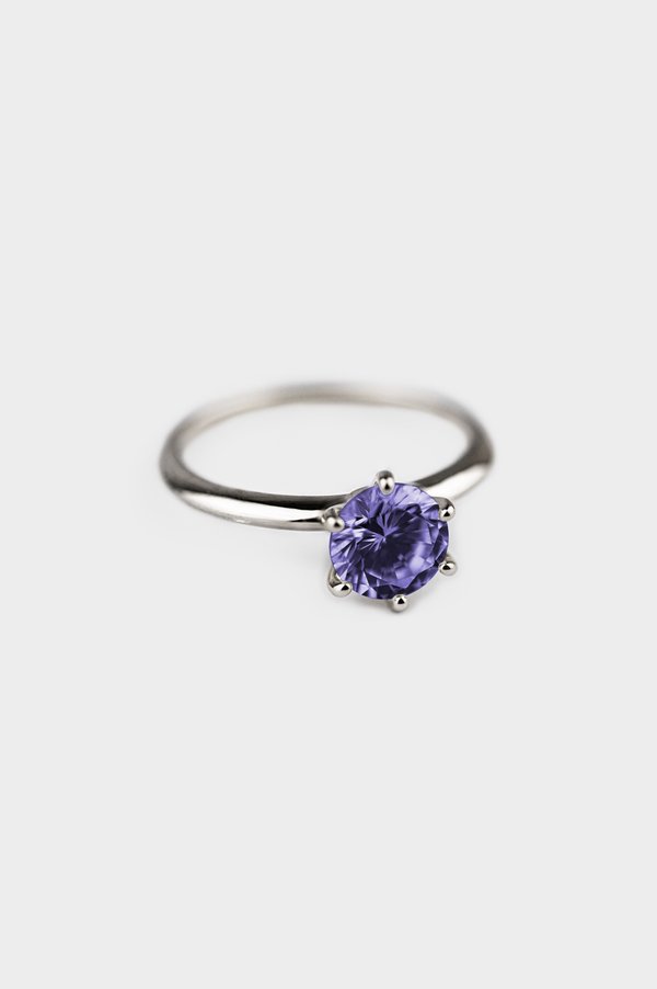 Solitaire Ring in Tanzanite (Size 15)