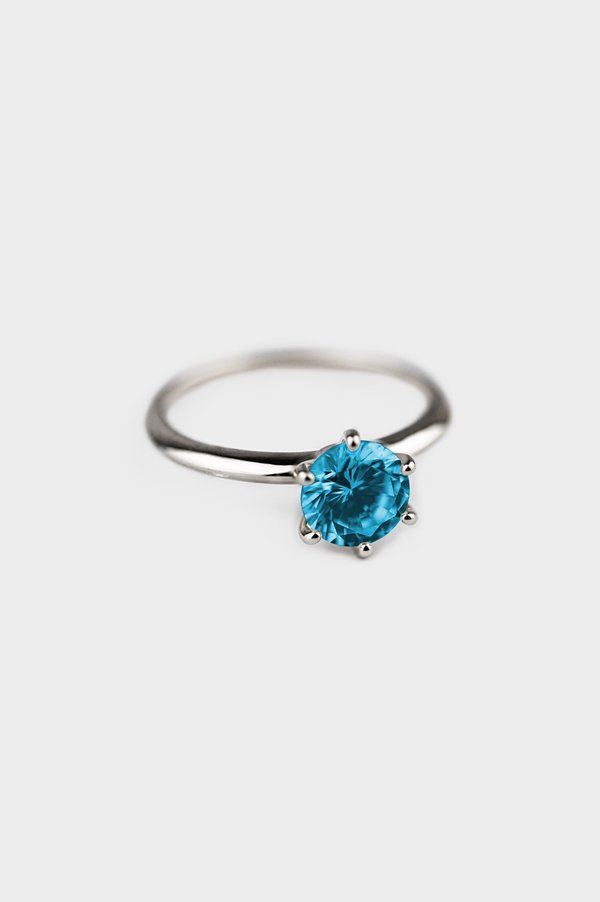 Solitaire Ring in Maldivian Blue