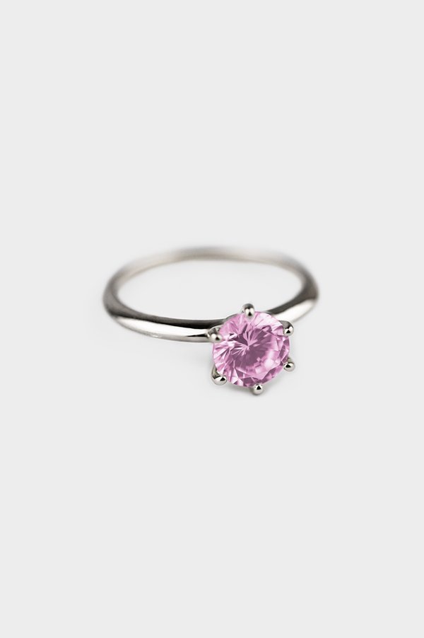 Solitaire Ring in Rose