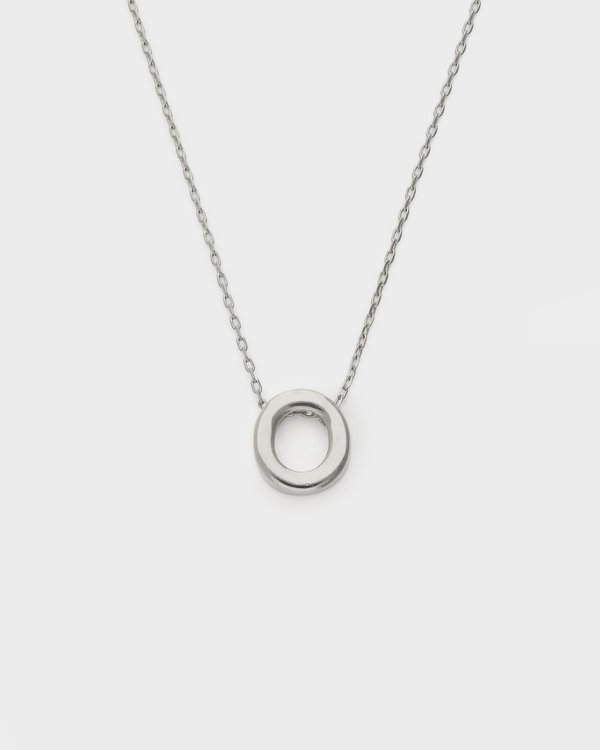 Initial ‘O’ Necklace in Silver