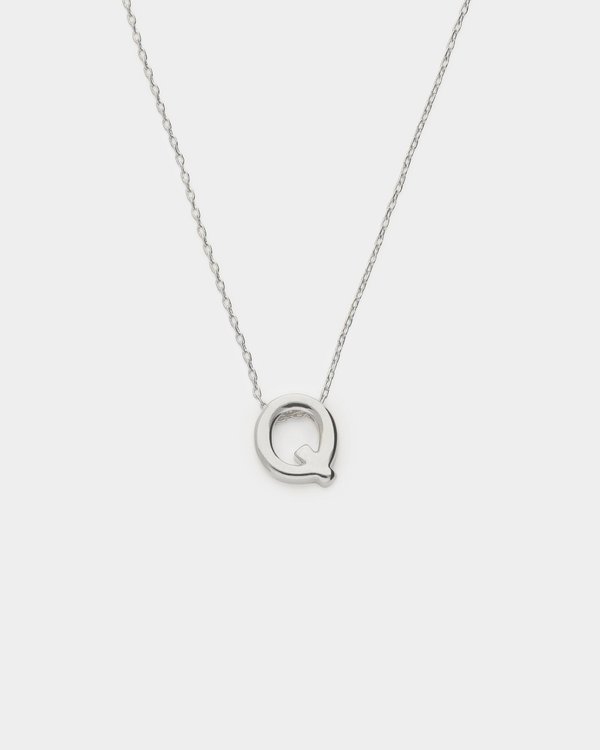 Initial ‘Q’ Necklace in Silver