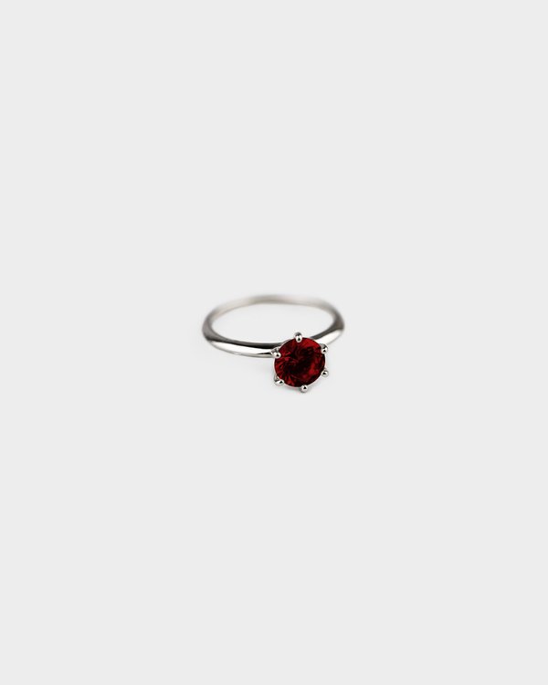Solitaire Ring in Garnet (Size 15)