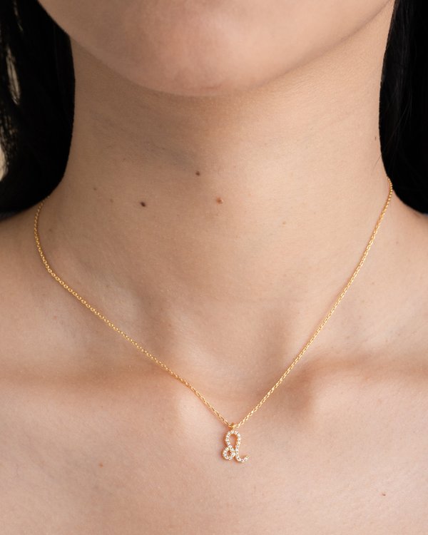 Leo Horoscope Necklace in Gold
