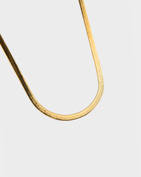 Gretchen Necklace in Gold 