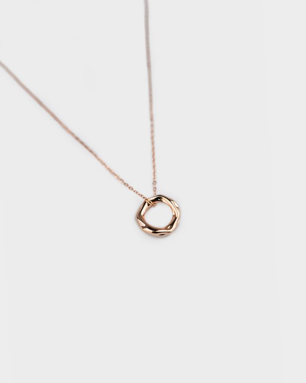 Rochel Necklace in Rose Gold 