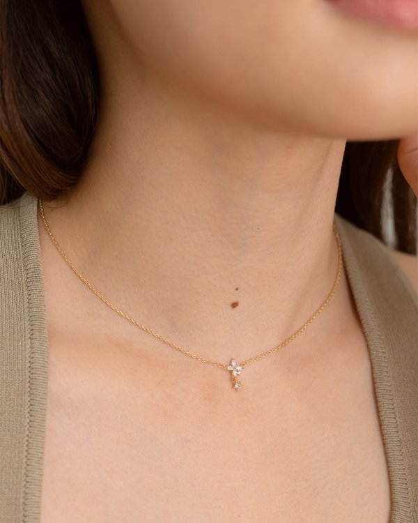Violeta Necklace in Gold