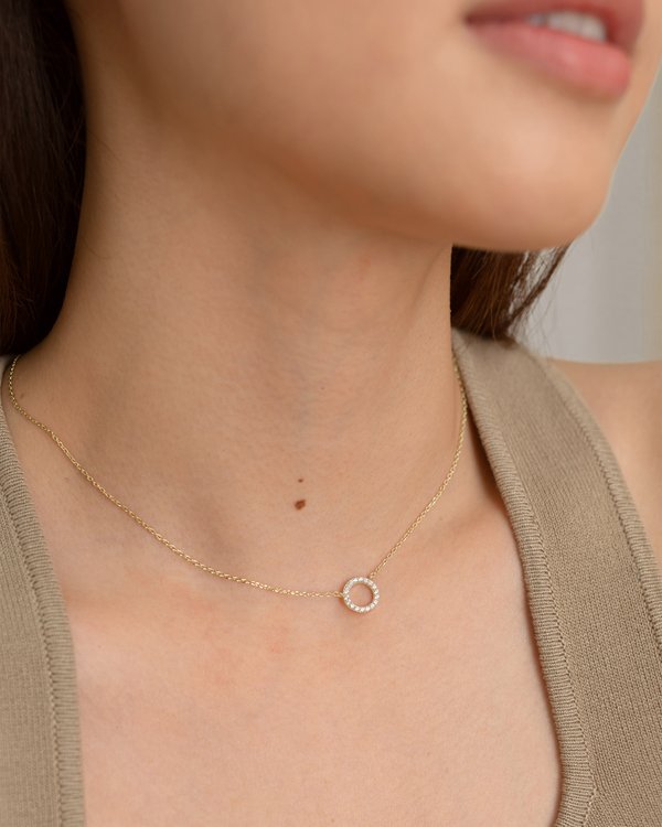 Carrie Necklace in Gold