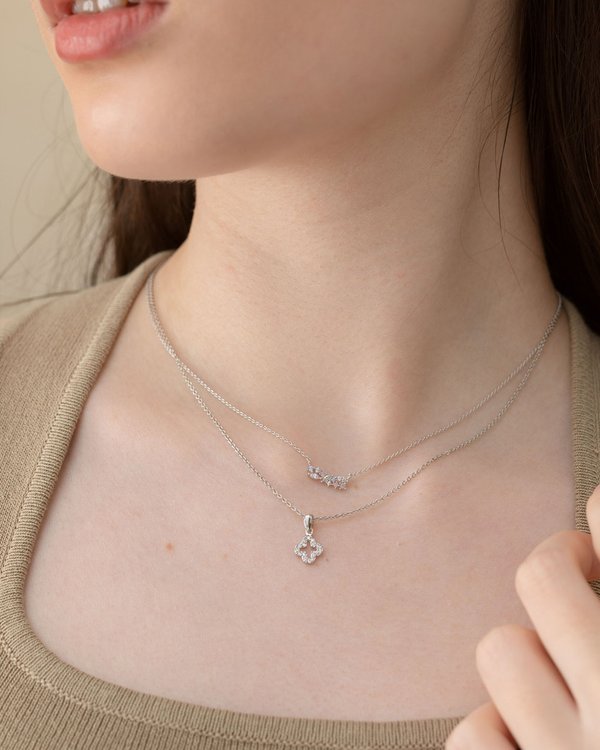 Julia Necklace in Silver 