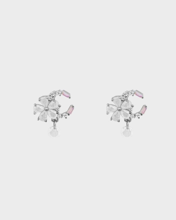 Hanako Earring in Silver